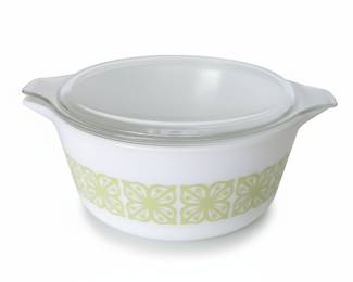 Pyrex Butterfly Gold Casserole Dish with Lid