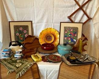 MidCentury Kitchen Serving Collection