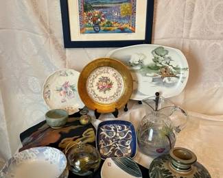 Fine Dining Collection Limoges, 22kt Gold Trim Decorative China