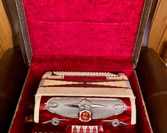 Castiglione accordion (Alabama colors)