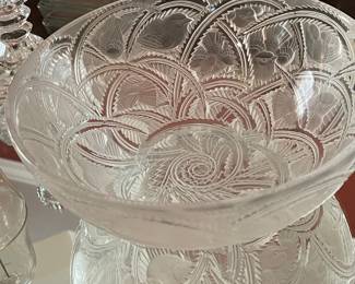 Lalique Pinsons Crystal Bowl