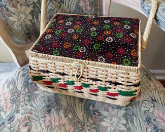Sewing basket