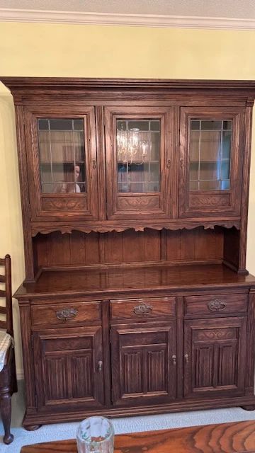 Ethan Allen Jacobean Charter Oak Breakfront China Cabinet 2 Pieces