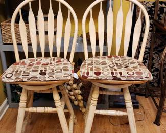 Bar stools with cushions