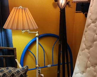 Floor lamps