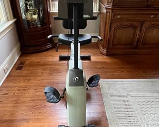 R40 - $80. Diamondback 600 Series Recumbent Bicycle. Works great - seat is adjustable. 