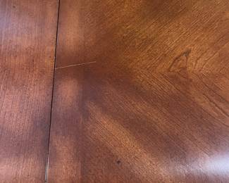 R1 - $1,450. Henredon Table with 6 Chairs. 2 Captains chairs / 4 regulars. Table Measures 76.5" x 44" x 30" tall.  2 leaves - Each leaf adds 20". Has table pads. 