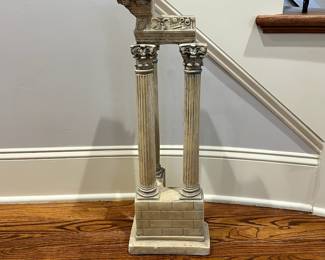 R78 - $30. Design Toscano Temple of Vespasian Column. Measures 8.5" x 22.5". 