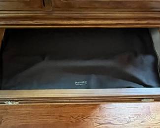 R2 - $950. Henredon Lighted Breakfront China Cabinet. Measures 70" wide x 20" deep x 92" tall. Moves in 2 pieces. 