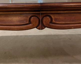 R1 - $1,450. Henredon Table with 6 Chairs. 2 Captains chairs / 4 regulars. Table Measures 76.5" x 44" x 30" tall.  2 leaves - Each leaf adds 20". Has table pads. 