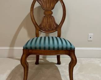 R1 - $1,450. Henredon Table with 6 Chairs. 2 Captains chairs / 4 regulars. Table Measures 76.5" x 44" x 30" tall.  2 leaves - Each leaf adds 20". Has table pads. 