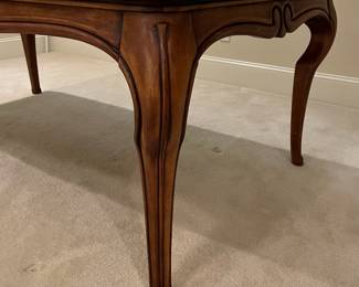 R1 - $1,450. Henredon Table with 6 Chairs. 2 Captains chairs / 4 regulars. Table Measures 76.5" x 44" x 30" tall.  2 leaves - Each leaf adds 20". Has table pads. 