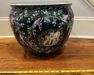 R81 - $75. Porcelain Fish Planter. Measures 15.5" x 12.75". 