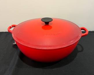 R121 - $150. Le Creuset #32 7.25 Qt. Has been used but overall very good condition!