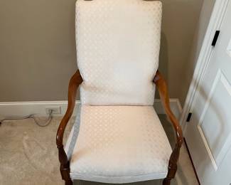 R104 - $95. Single Upholstered Side Chair. Excellent Condition.  Measures 24" x 24" x 43" tall. 