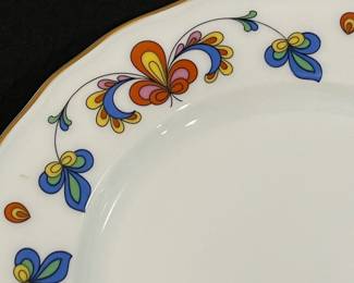 R123 - $450.  "Farmers Rose" China. Porsgrund Norway. 1997. Scalloped, Gold Trim. 