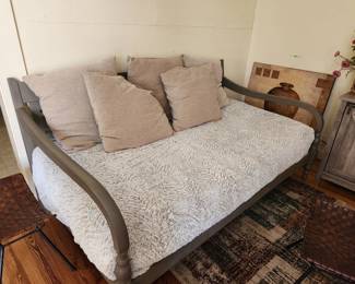 couch/bed