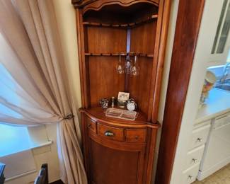 corner cabinet