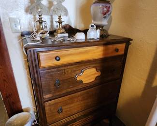 vintage tall dresser, lamps