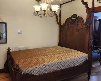 1800's 1/2 Tester bed...fabulous!!