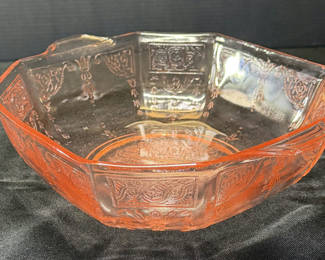 Lot 404: Pink embossed glass bowl with sunburst bottom