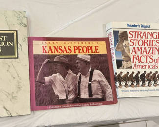 Lot 39: Lot of 4 Hardcover Large-Format (Coffee-Table) Books