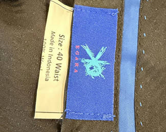 Lot 44: Men's Dress Trousers Lot, 4 Pairs, Assorted Brands