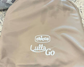 Lot 17: Chicco LullaGo Portable Bassinet Beige/Tan