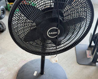 Lot 52: Lasko 16–18in Black Pedestal / Floor Fan, Oscillating & Adjustable