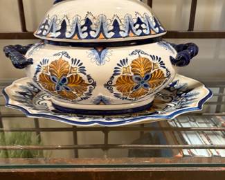 I. Godinger & Co Soup Tureen. & platter 