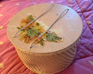 Vintage sewing box 