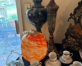 Murano basket/ Vtg tea cup sets/ glass pumpkin