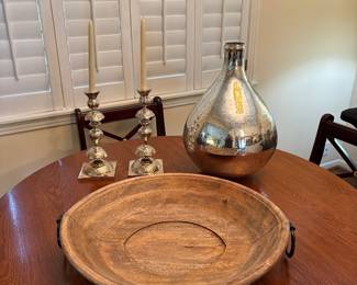 Round pedestal base wood table 