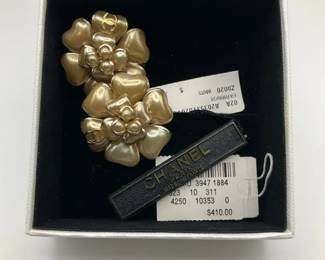 Vintage Chanel 2002 Gold Tone Floral ClipOn Earrings with Faux Pearl Accents