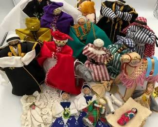 Handmade Palestinian Costume Dolls YWCA Jerusalem Folk Art Collection Lot