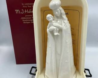  06 Goebel Hummel Millennium Madonna Figurine  Hum 855 Limited Edition w Box
