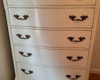 5 large drawers and glass top covering