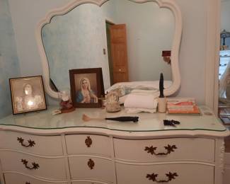 Italian ir French provincial style dresser with 8 large drawers and 4 smaller center drawers