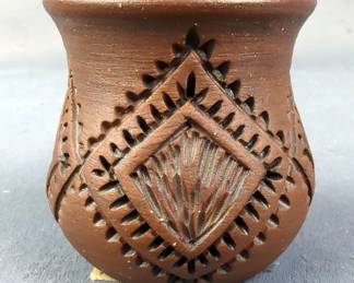 Mohawk Pottery Mini Vase, Approx 2.25" Tall And 2" Diameter 