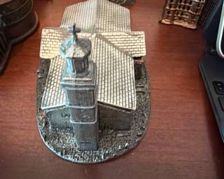 Box Building $20