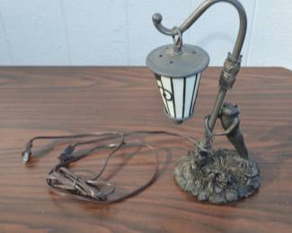 Frog lamp