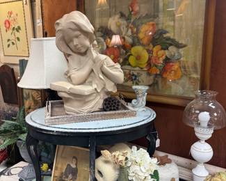 girl figurine, vintage bird bookends, lamps
