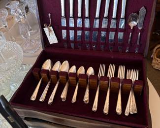 flatware set