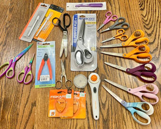 Lot 22: Scissors & Cutting Tool Lot