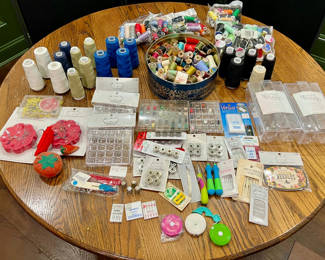 Lot 32: Thread & Needle Lot