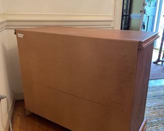 D2 - $150. Giuseppe Arcase English Oak Corner Curio Cabinet. Lighted. Measures 32” w 23” d 73” t. 