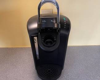 D17 - $20. Keurig coffee maker. Model K80. 