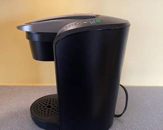 D17 - $20. Keurig coffee maker. Model K80. 