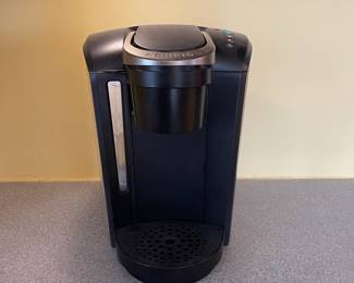 D17 - $20. Keurig coffee maker. Model K80. 