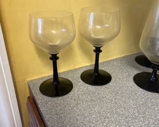 D20 - $75. Fostoria Eloquence Onyx glasses. (2-6”, 6-6.5”, 14-7.25”, 8-5.5”)
